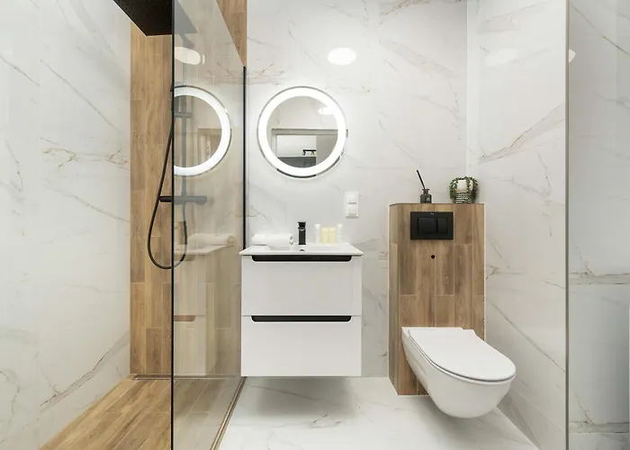 Lux Traugutta With Air Conditioning And Parking By Renters Wroclaw