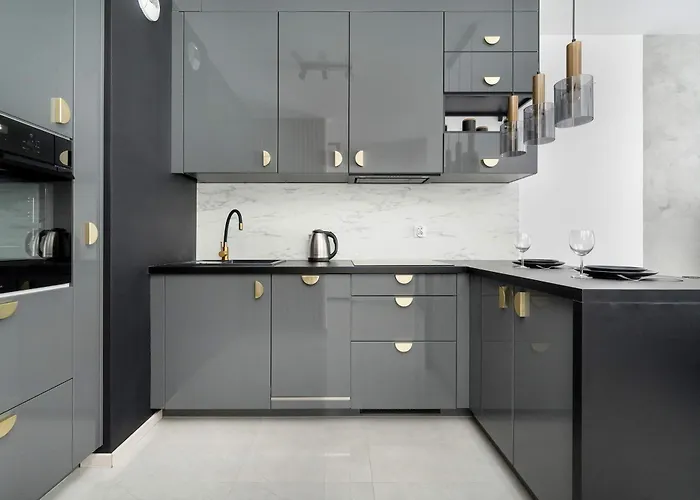 Apartment Lux Traugutta With Air Conditioning And Parking By Renters Wroclaw